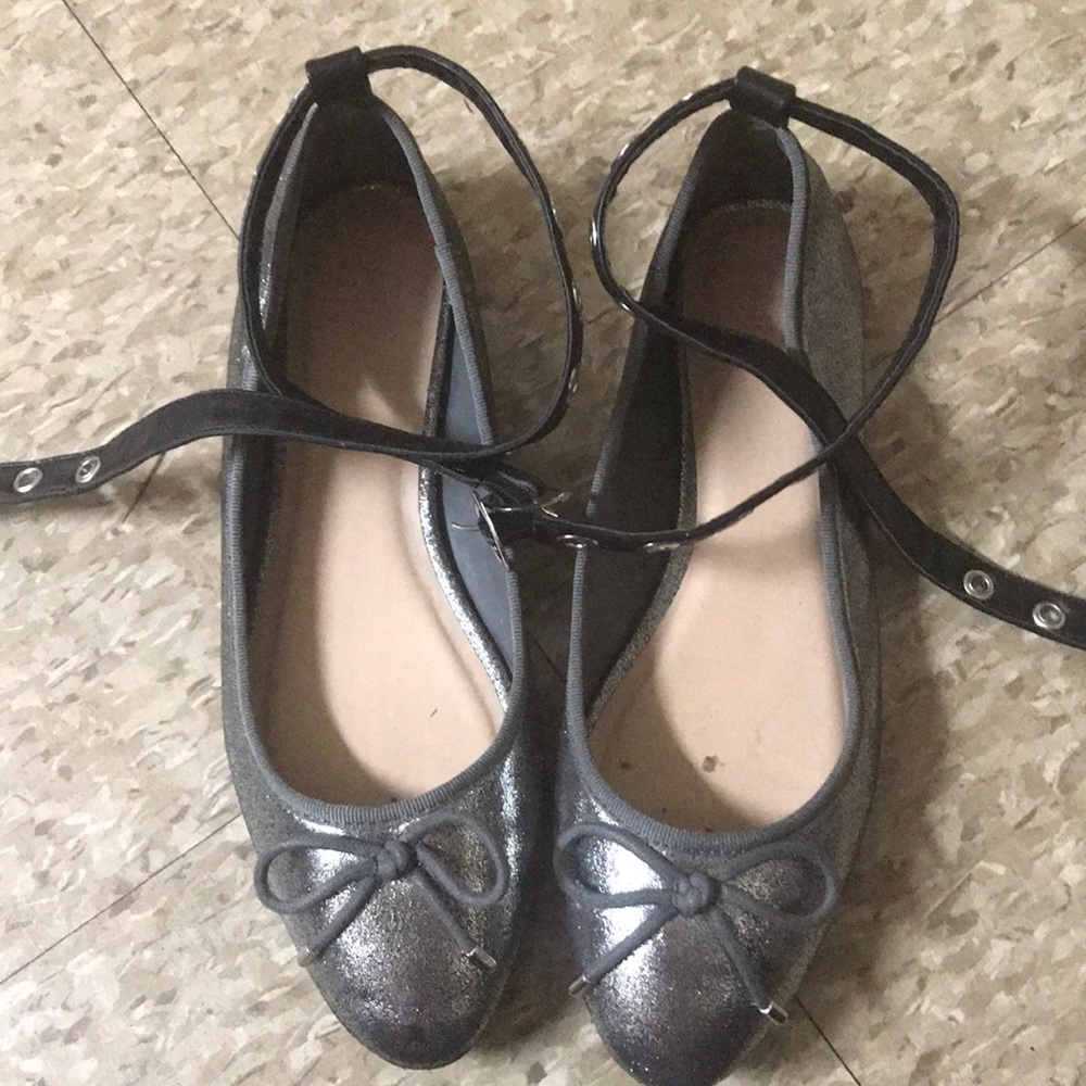 Silver flats